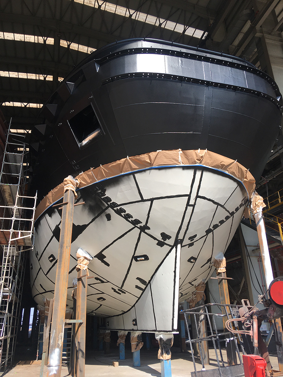 Tug Selene with Ecolast for UV protection